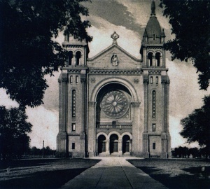 The third cathedral (1908–1968)